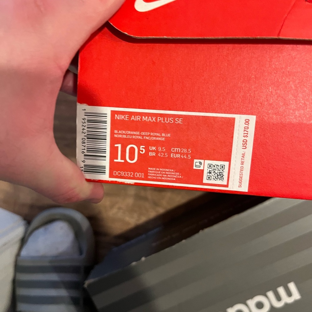 Nike Air Max Plus - Picture 5 of 5